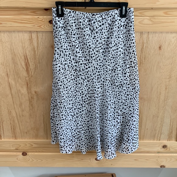 Fashion Bug Black/White speckled Fully lined modest dressy skirt Size M - Picture 2 of 3